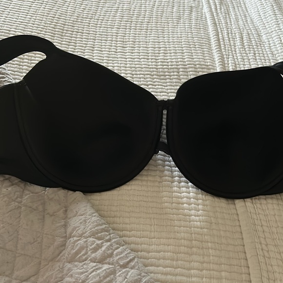 Women's size 44E full coverage black bra worn once - Picture 8 of 10